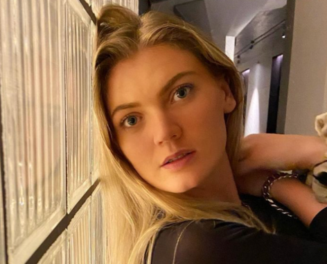 Ella Loudon in Bathing Suit is “Amazing”