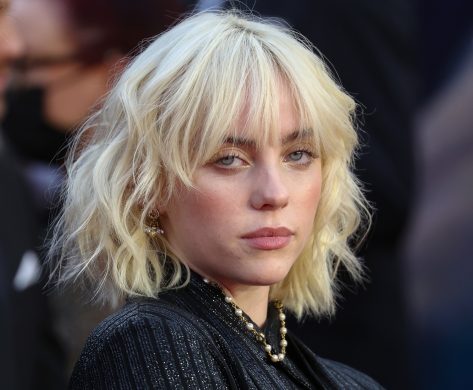 Billie Eilish in Bathing Suit Poses for a Rare Photo