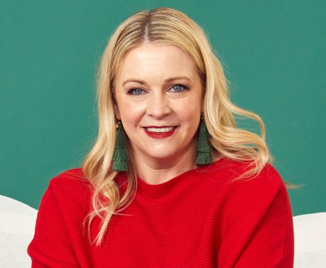 Melissa Joan Hart in Bathing Suit Shares a Special Selfie