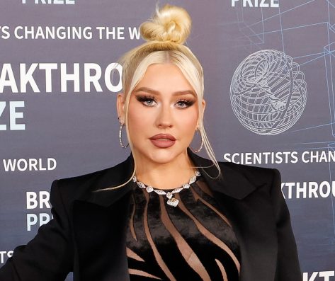 Here’s Exactly How Christina Aguilera Stays Fit