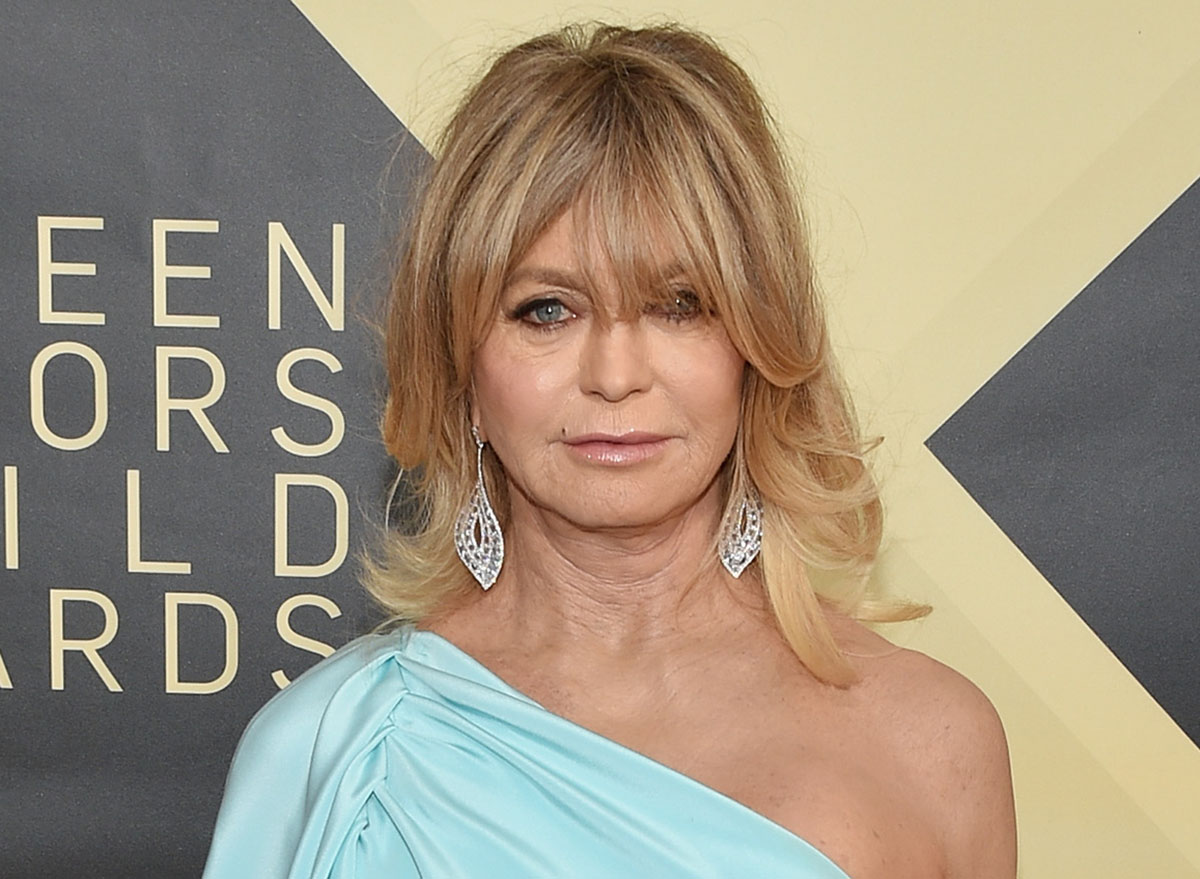 Goldie Hawn, 77, Shares Stunning Sunset Swimsuit Pic