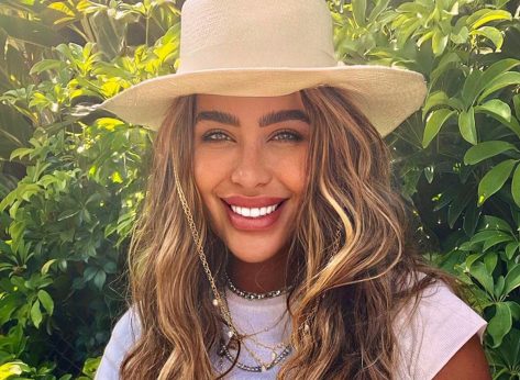 Rafaella Santos in Bathing Suit Shares a Special Photo