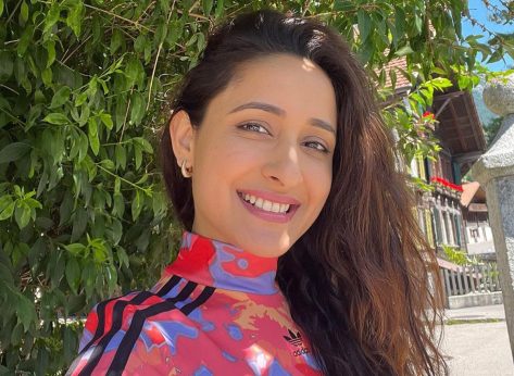 Pragya Jaiswal in Bathing Suit Shares “Fire & Ice”