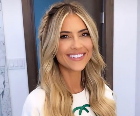 Christina Hall Shares Swimsuit Photos With “Vacation Vibes”
