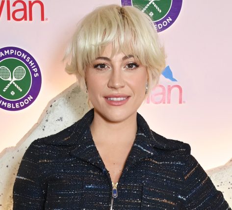 Pixie Lott in Bikini Hits Ibiza in New Photos: “Good Morning!”