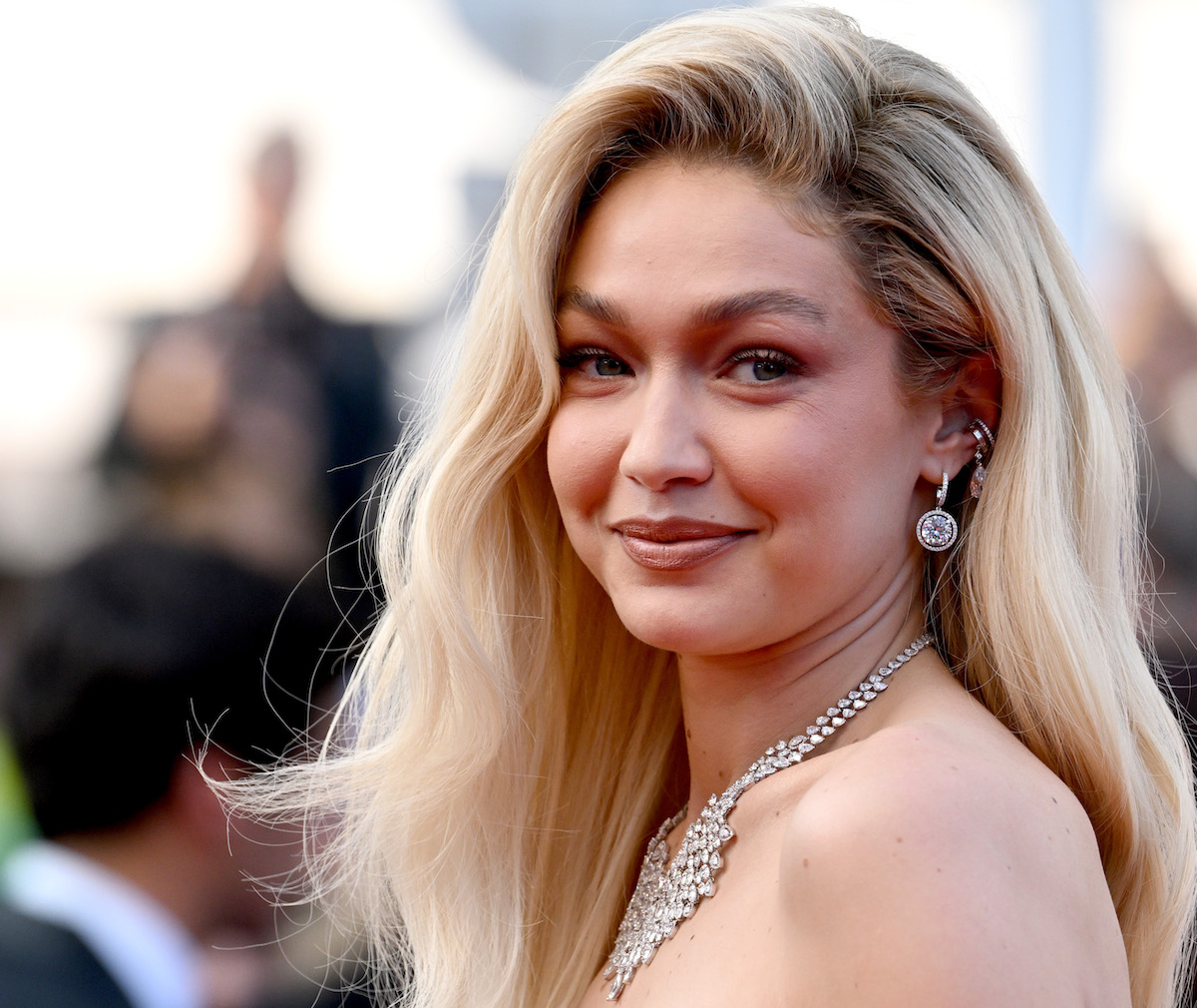 Gigi Hadid Uses This Pancake Pan Every Day For Her 'Very Mom