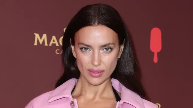 Irina Shayk Shows Off Amazing Body in