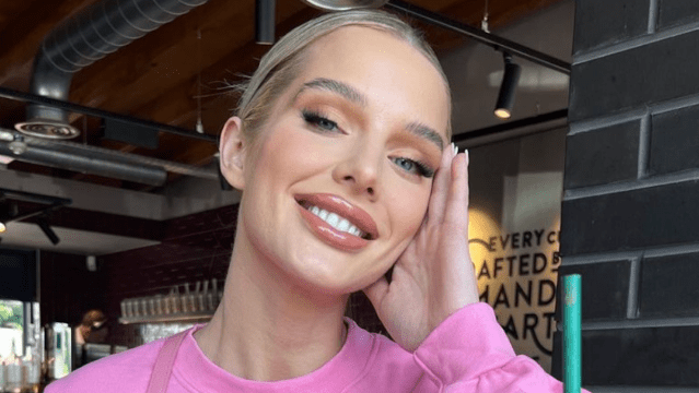 Helen Flanagan Sbux