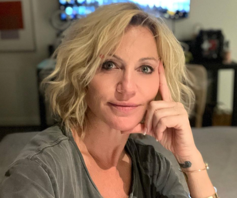 Michelle Beadle Stuns in Bikini Photo During “Vacation Hangover”