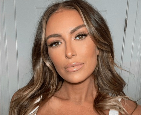 Paulina Gretzky Shares Swimsuit Photos From European Summer