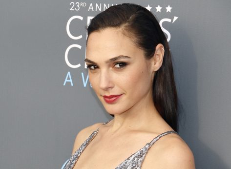 20 Amazing Bodies of Netflix Stars