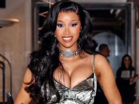 Cardi B Shares Swimsuit Video With Offset in Vegas