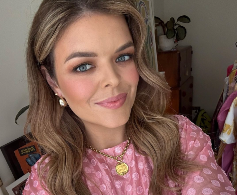 RTE Star Doireann Garrihy Shares Swimsuit of “Cruise Inspo”