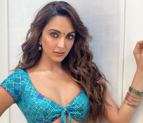 Kiara Advani Shares Swimsuit Photo for "Happy Birthday"