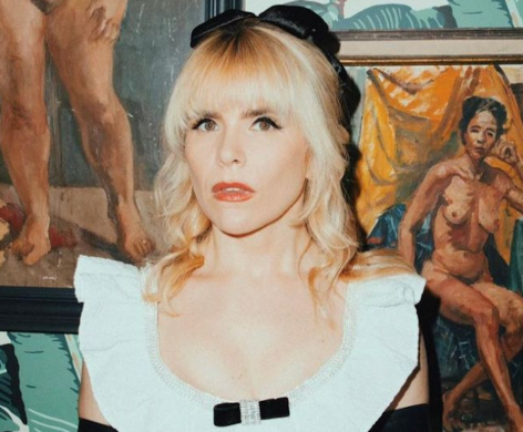 Paloma Faith Shares Swimsuit Photo “Back From Holidays”