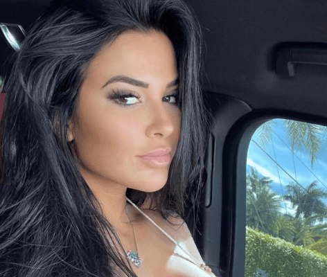 Jordan Poyer’s Wife Rachel Bush Shares Swimsuit Selfie