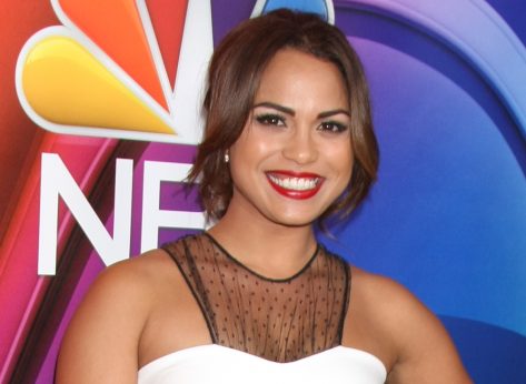 14 Amazing Bodies of Chicago Fire Stars 