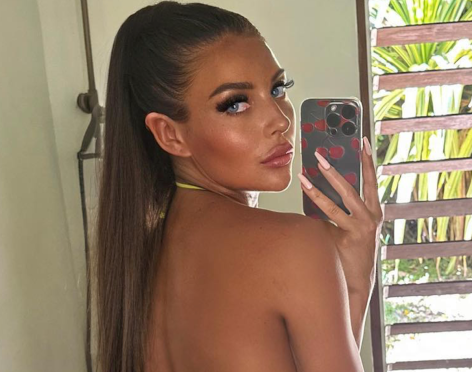 Too Hot to Handle's Larissa Trownson Shares Swimsuit Photo of "Eye Spy"