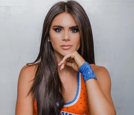 New York Knicks Cheerleader Michelle Leonardo Shares Swimsuit Photo On Honeymoon