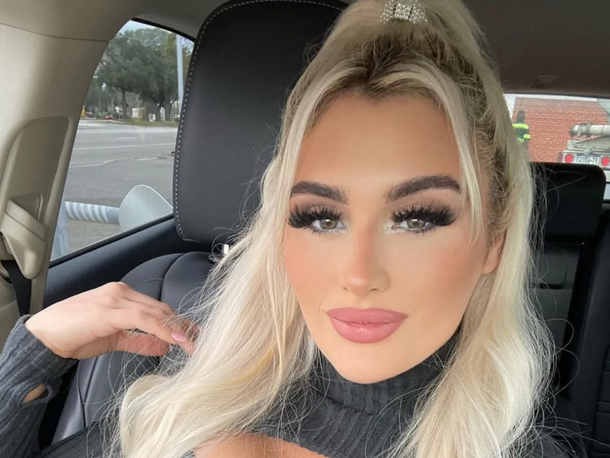 WWE Wrestler Tiffany Stratton Shares Swimsuit Photo Posing With Nikkita ...