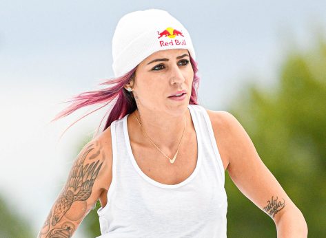 18 Amazing Bodies of Female Skateboarders