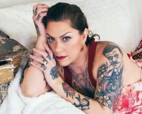 American Pickers’ Danielle Colby Shares Swimsuit Photo From Fiancé