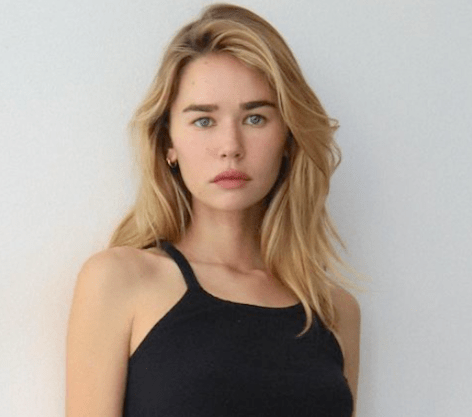 Model Gabriella Brooks Shares Swimsuit Photo on Beach