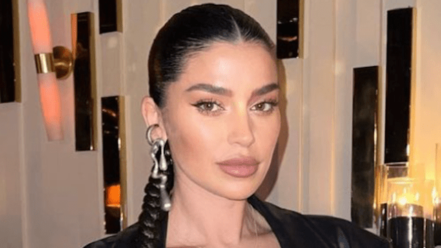 Nicole.Williams.English:Main