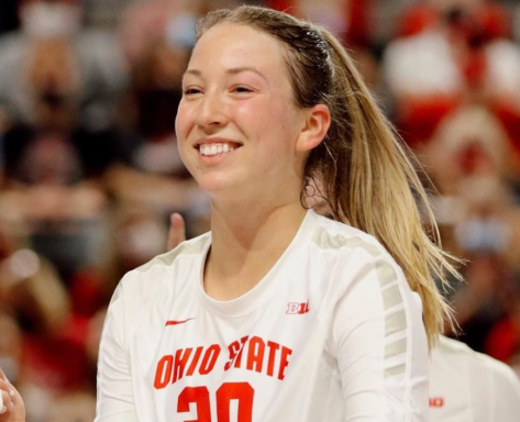 College Volleyball Star Rylee Rader Shares Swimsuit Photo as “Life Is Cool”