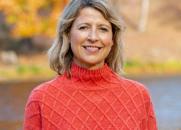 Great Weekends Star Samantha Brown Shares Swimsuit Photo From Iceland