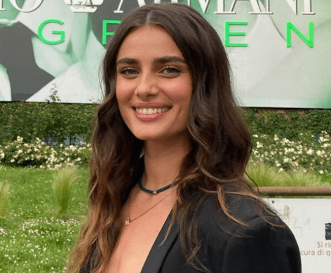 Taylor Hill Shares Swimsuit Photo From the Galapagos