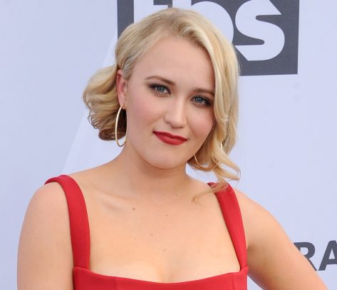 Young Sheldon Star Emily Osment Shares Swimsuit Photo Looking “Wow”