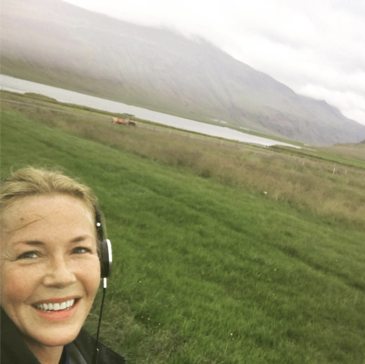 Wonder Woman Star Connie Nielsen Shares Swimsuit Photo of “Happiness”
