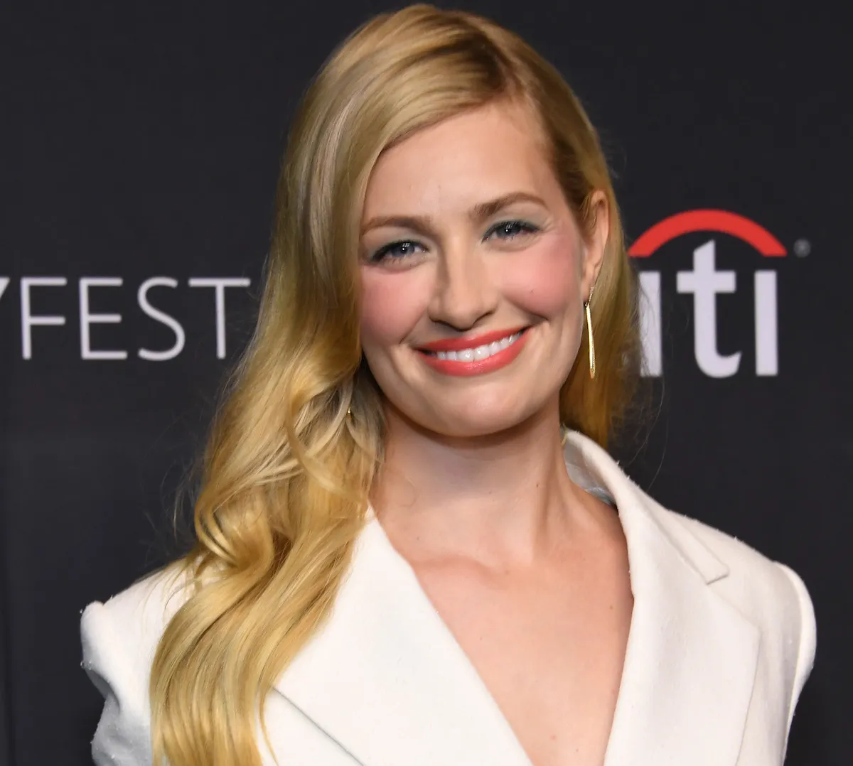 The Neighborhood Star Beth Behrs Shares Swimsuit Photo of 