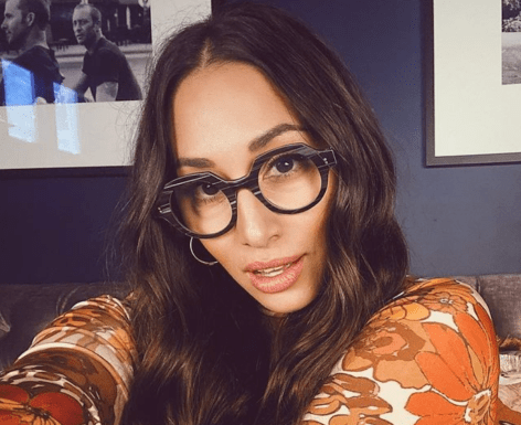 Hawaii Five-0 Star Meaghan Rath Shares Swimsuit Photo of "Skills"