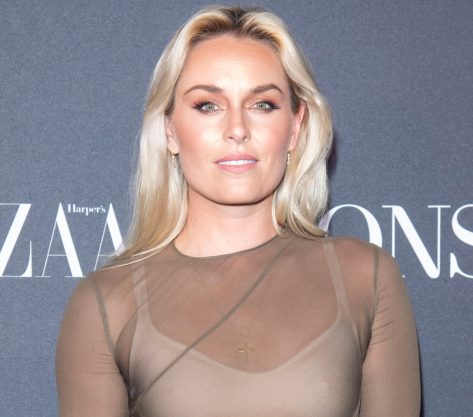 Pro Skier Lindsey Vonn Shares Swimsuit Photo "Looking Back"