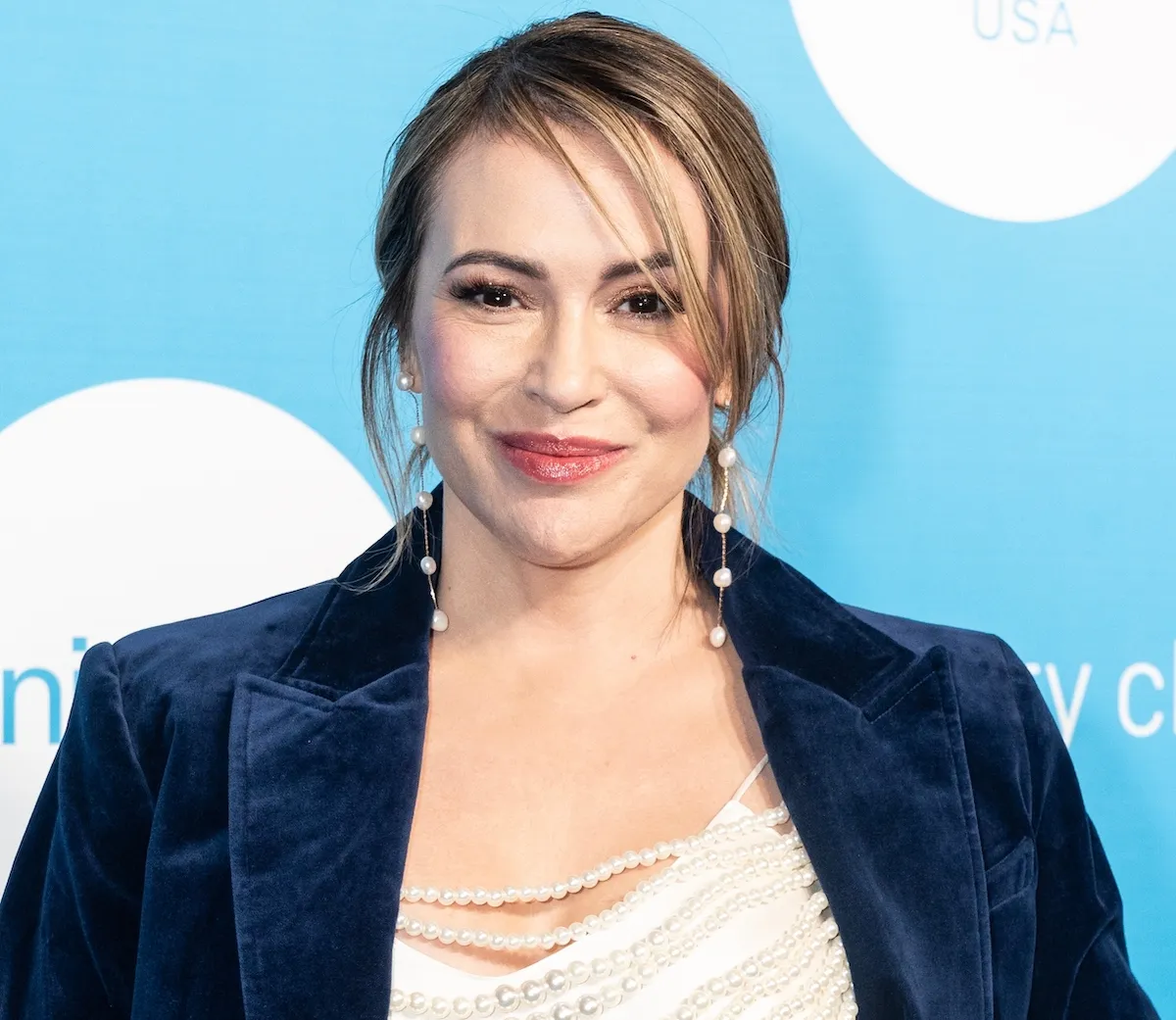 Alyssa Milano Shares Swimsuit Photo From 