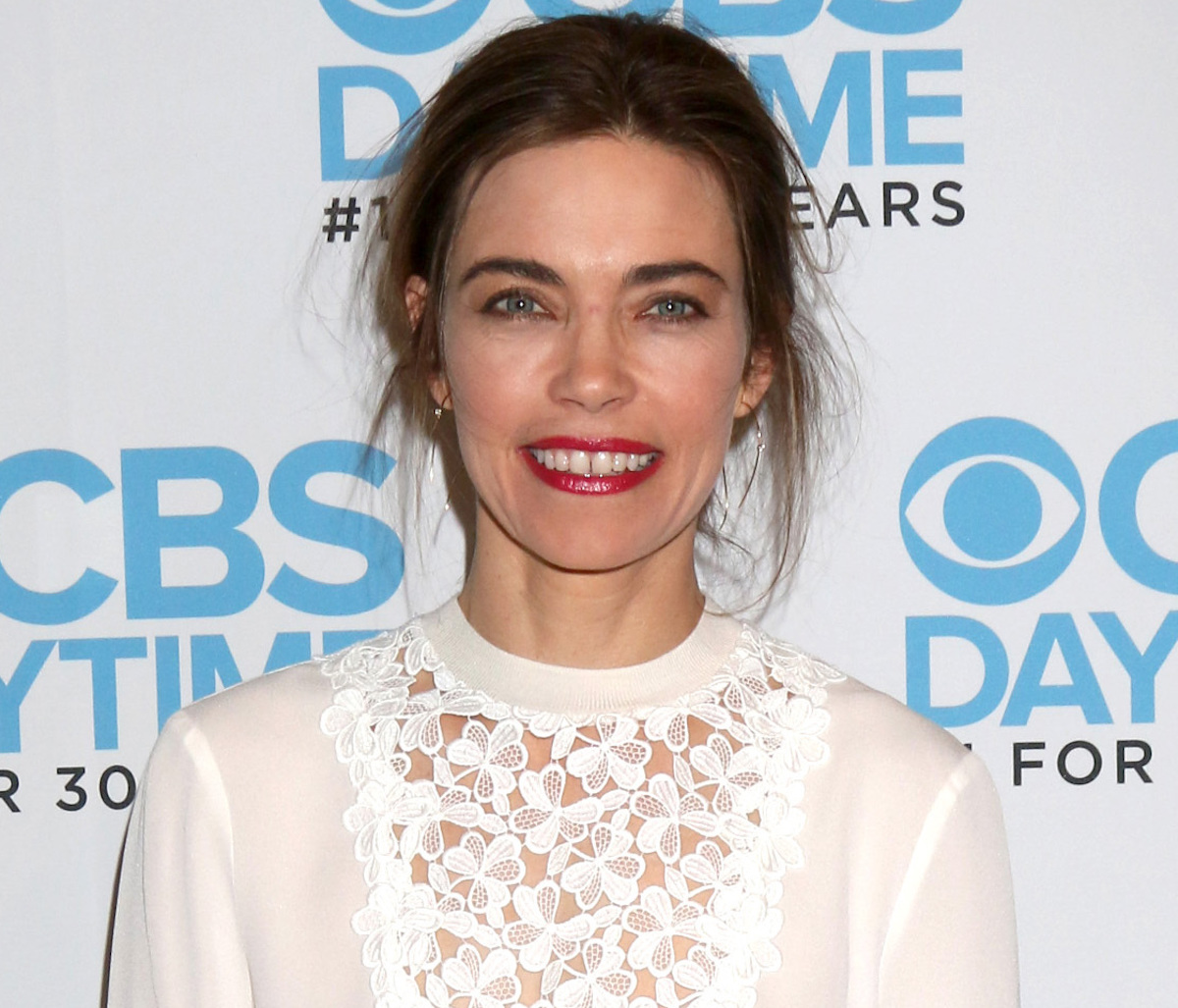 Young and the Restless Star Amelia Heinle Shares Swimsuit Photo “Thanks ...
