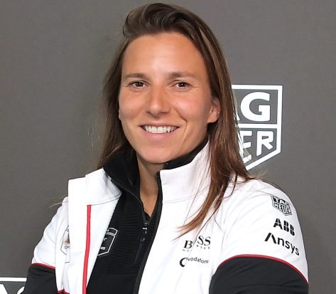 Racing Driver Simona De Silvestro Shares Swimsuit Photo of "I Got This"