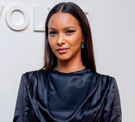 Brazilian Model Lais Ribeiro Shares Swimsuit Photo From the Seychelles