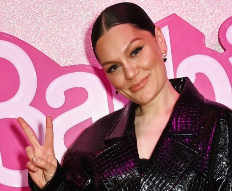 Jessie J Shares Swimsuit Photos About "Self Love"