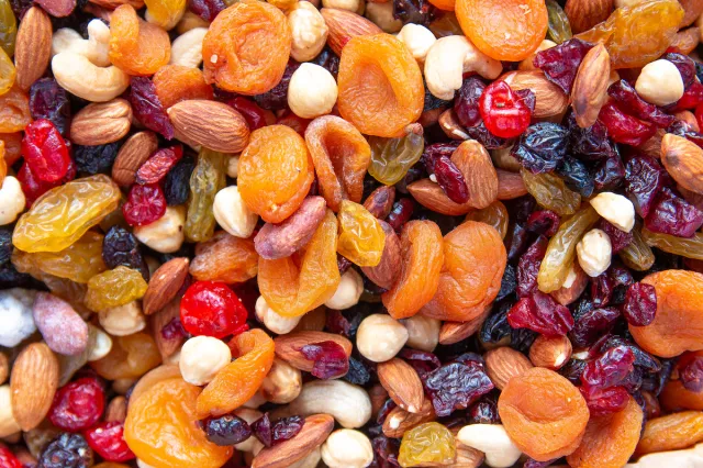 dried fruit with nuts