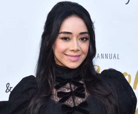 Lucifer Star Aimee Garcia Shares Swimsuit Photo From the Beach