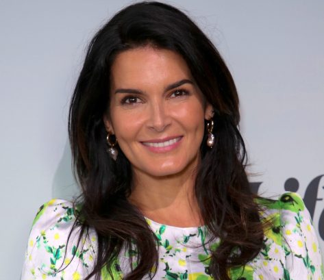 Rizzoli & Isles Star Angie Harmon Shares Swimsuit Photo Throwback