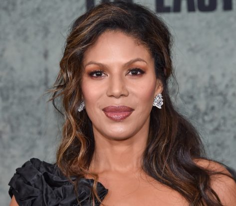 The Last of Us Star Merle Dandridge Shares Swimsuit Photo "Summer of Light"