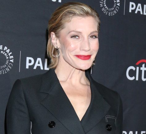 Mandalorian Star Katee Sackhoff Shares Swimsuit Photo From "Happy Hour"