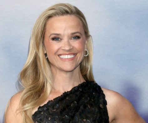 Your Place or Mine Star Reese Witherspoon Shares Swimsuit Photo From Ice Bath