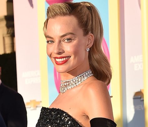 People Swear By This Margot Robbie Barbie Workout For Weight Loss