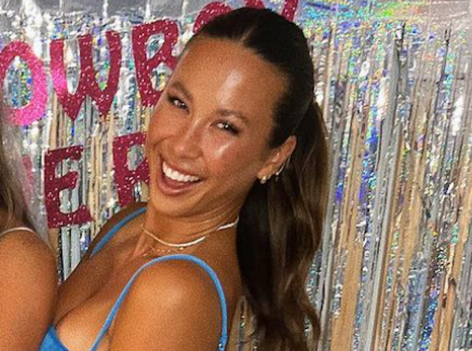 Alex Aust Shares Swimsuit Photo Feeling "Beyond Grateful"