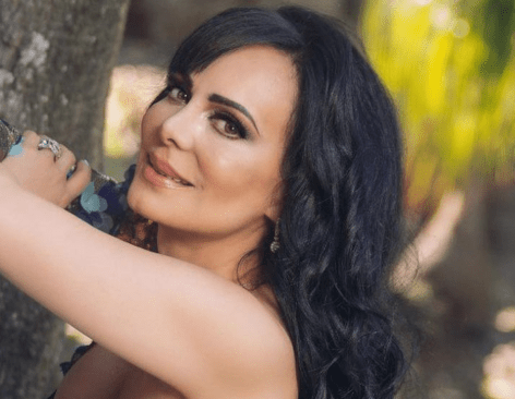 Maribel Guardia Shares Swimsuit Photo From "Family Beach Trip"